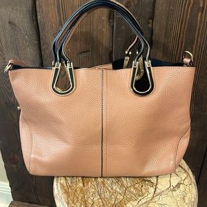 Gently used genuine leather vintage Miu Miu tote bag excellent condition!